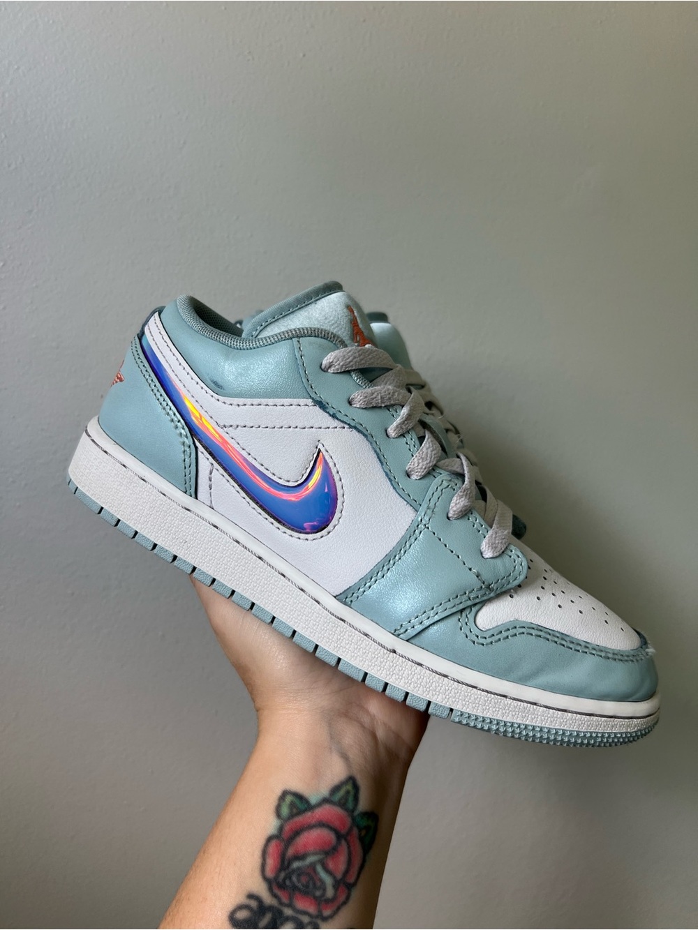 Air Jordan 1 Low SE Ocean Bliss Atomic Pink | 4.5Y